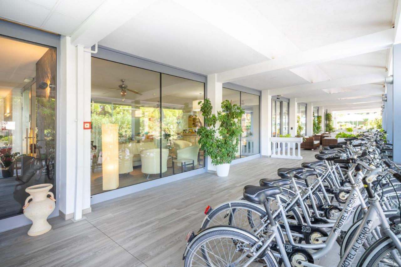 Hotel Al Cigno Lignano Sabbiadoro Zewnętrze zdjęcie