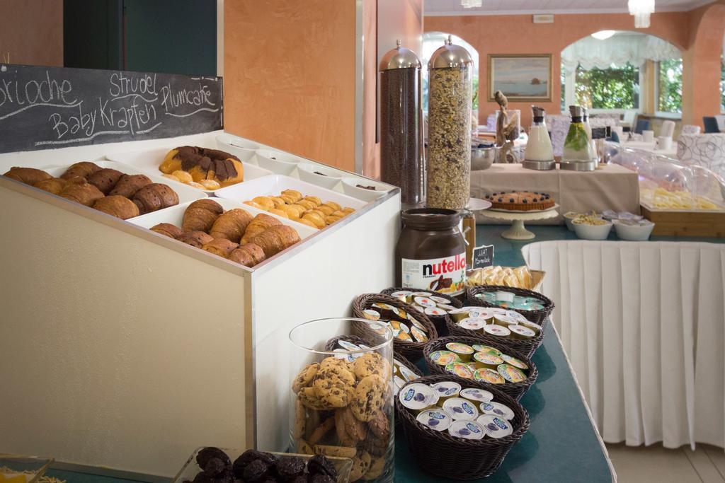 Hotel Al Cigno Lignano Sabbiadoro Zewnętrze zdjęcie
