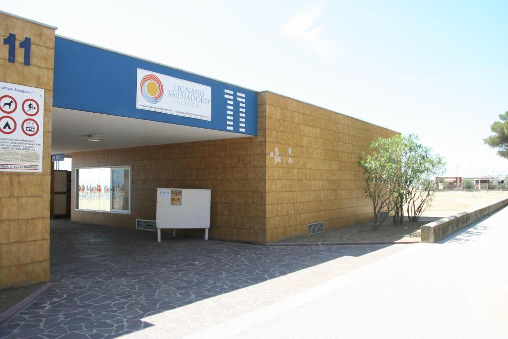 Hotel Al Cigno Lignano Sabbiadoro Zewnętrze zdjęcie