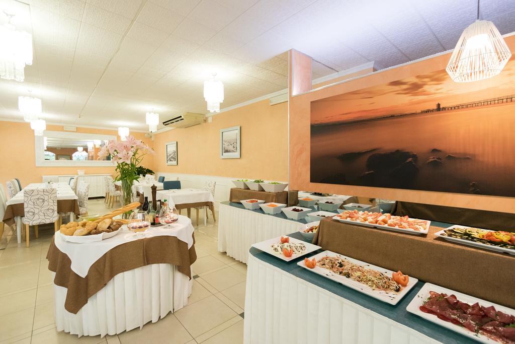 Hotel Al Cigno Lignano Sabbiadoro Zewnętrze zdjęcie